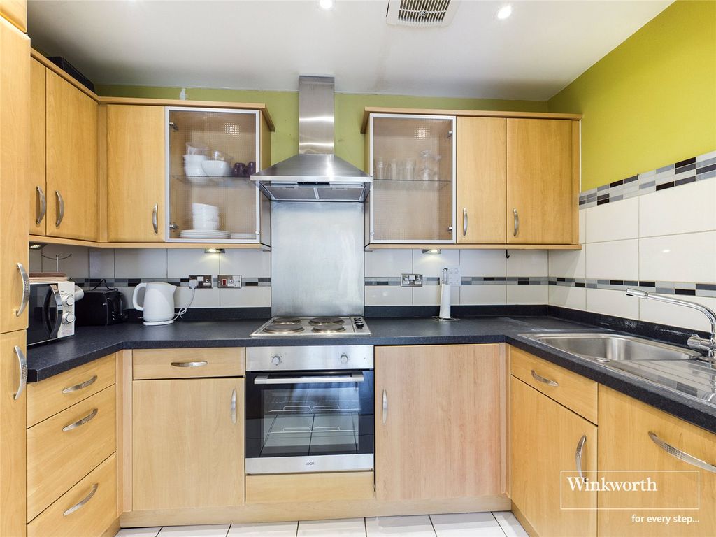Property photo 2 of 13 Picture No. 24