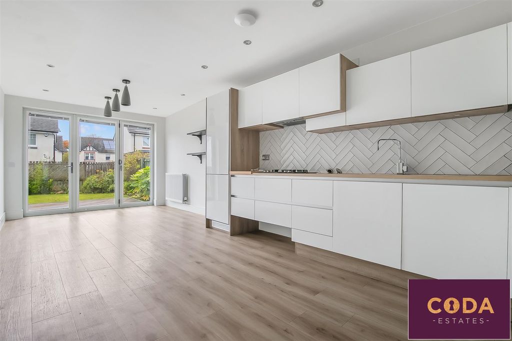 Property photo 3 of 22 Kitchen 1.Jpg