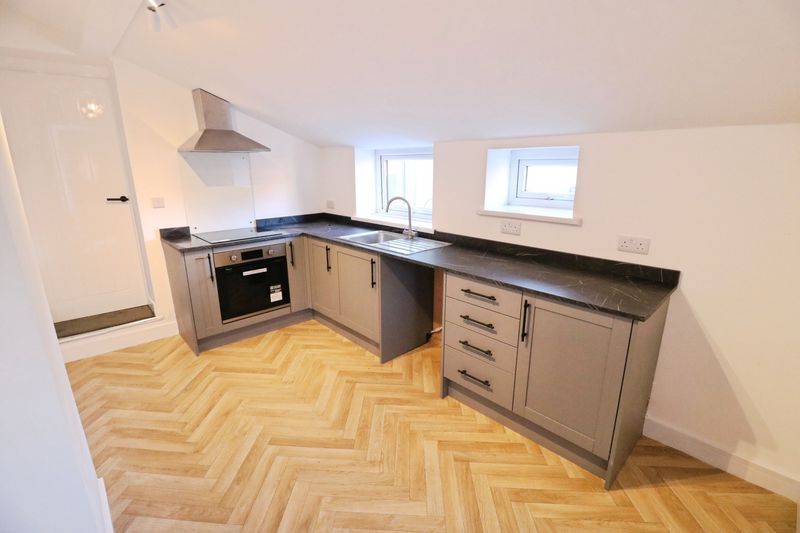 Property photo 1 of 5 Photo 5