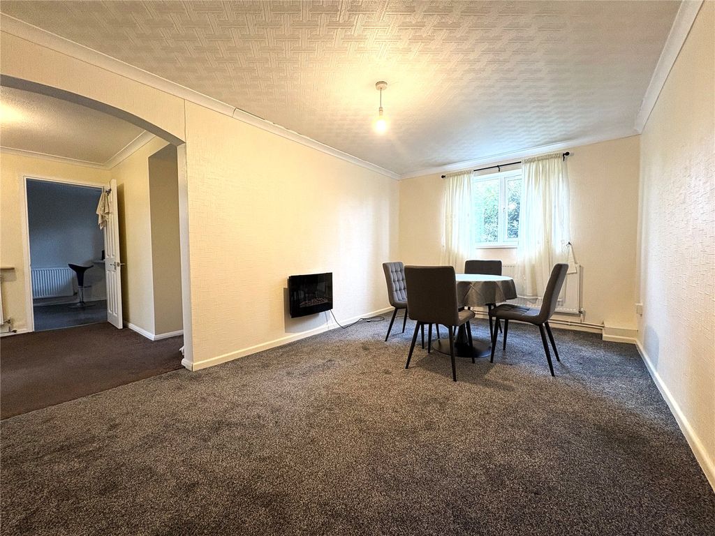 Property photo 3 of 21 Picture No. 19