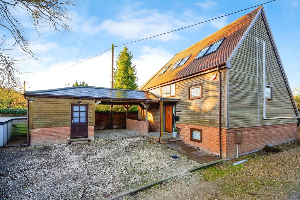 Property photo 1 of 18