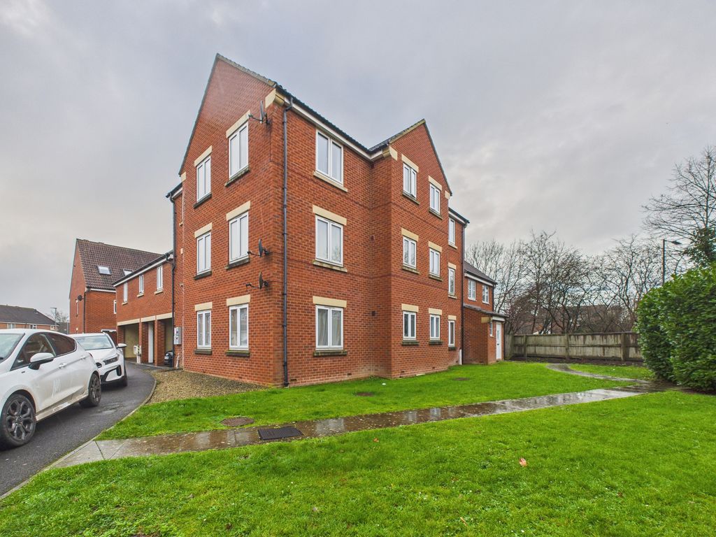 Property photo 1 of 13 Exterior