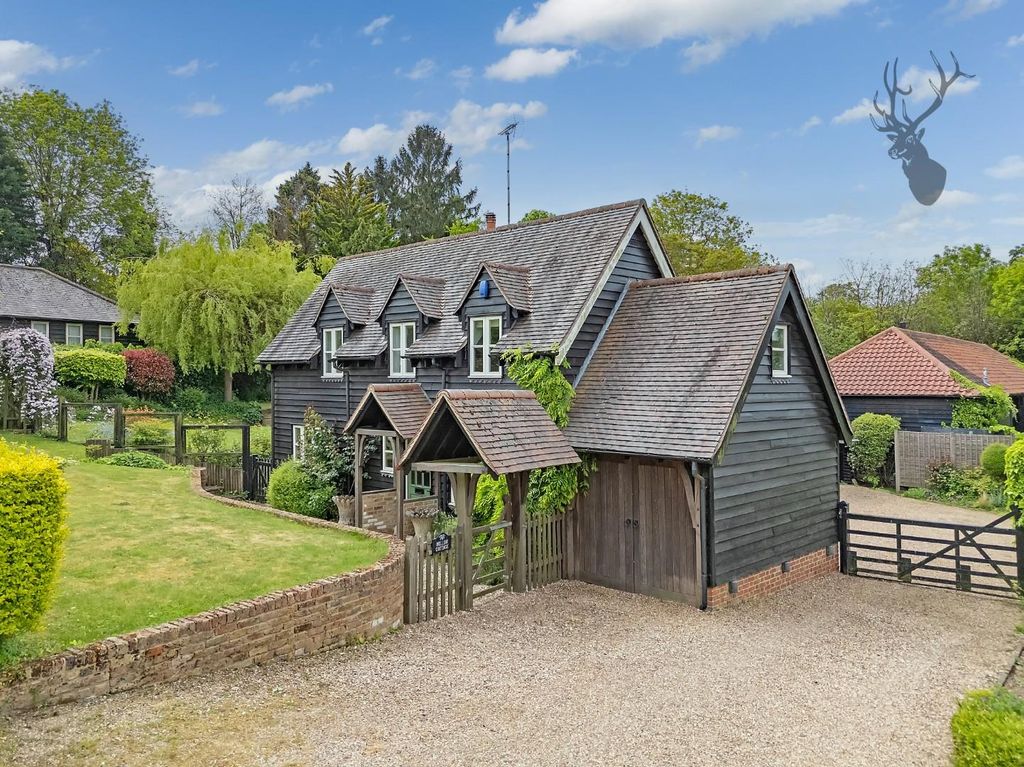 Property photo 1 of 40