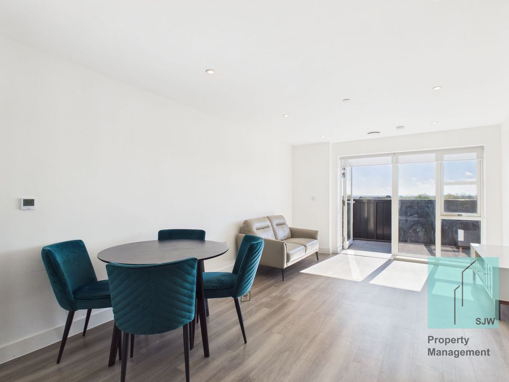 Property photo 3 of 10