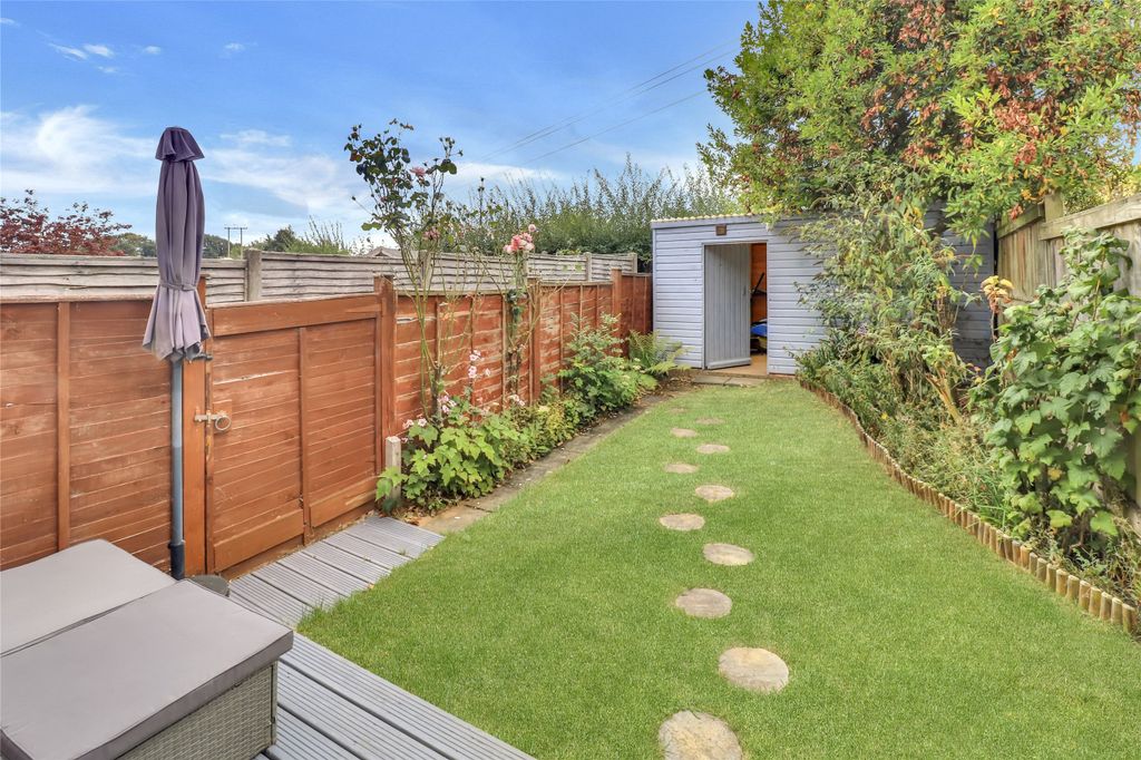 Property photo 2 of 15 2 - Picture No. 12