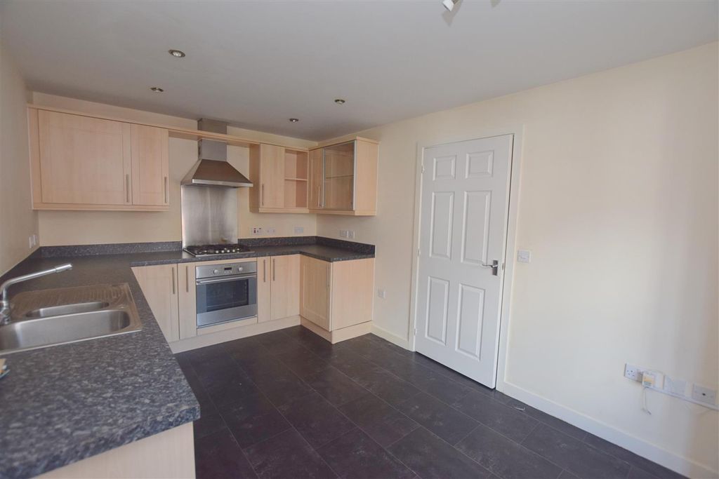 Property photo 2 of 10 Dsosgimdyvzhsziidrvorgtyboi