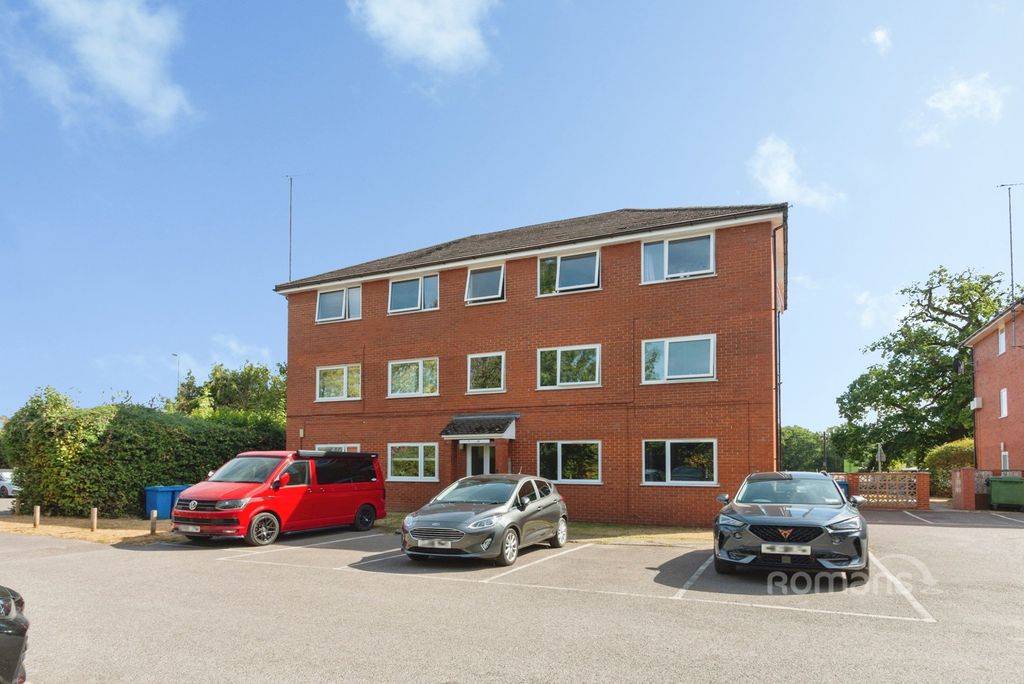 Property photo 1 of 10 Pbox-Img.Jpg