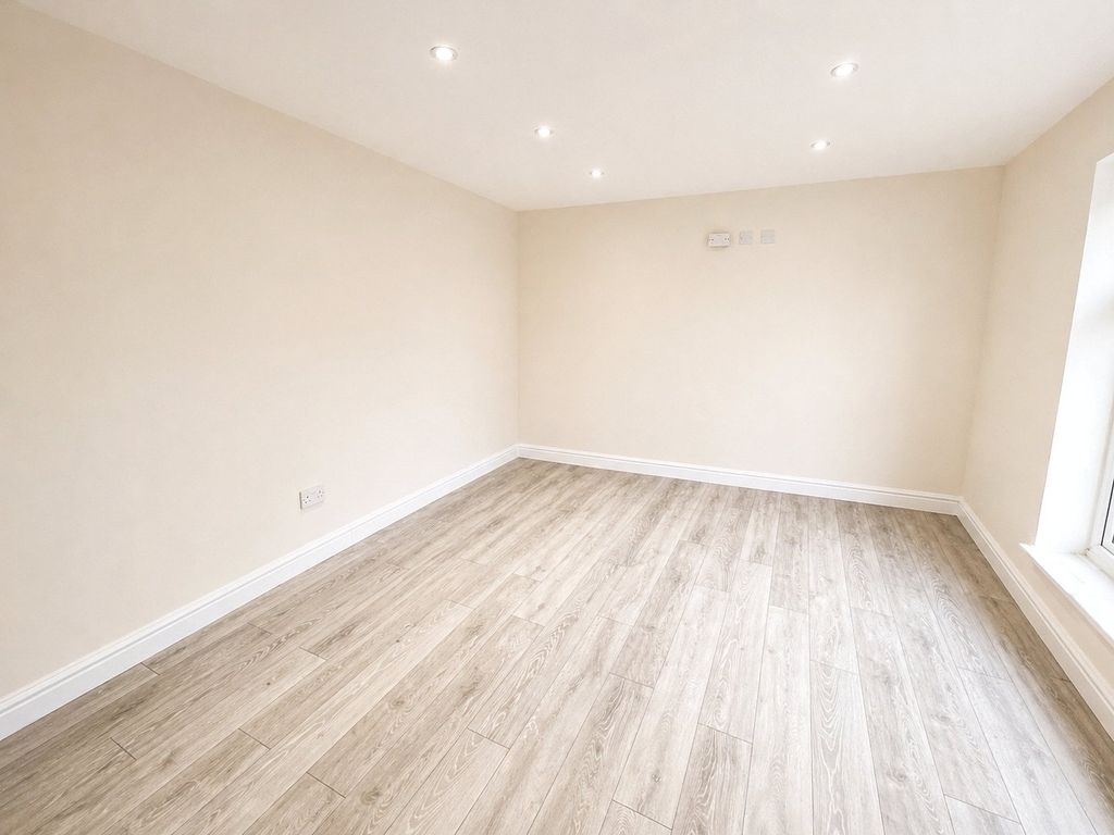 Property photo 2 of 10 Reception Room