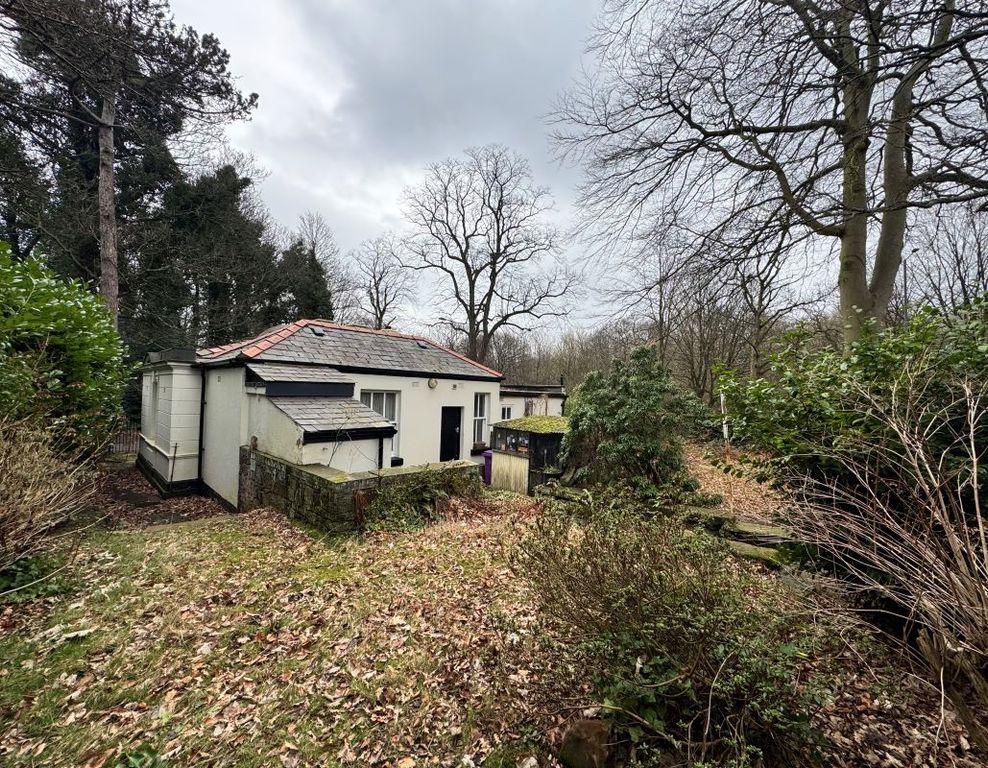 Property photo 2 of 11