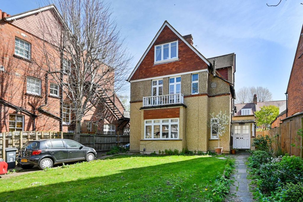 Property photo 1 of 5