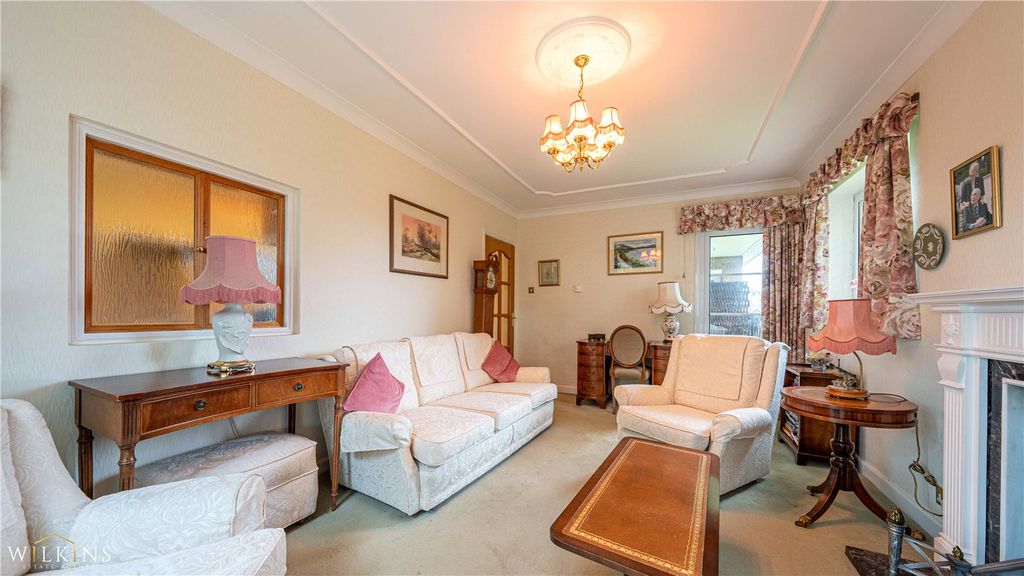 Property photo 3 of 18 Picture No. 09