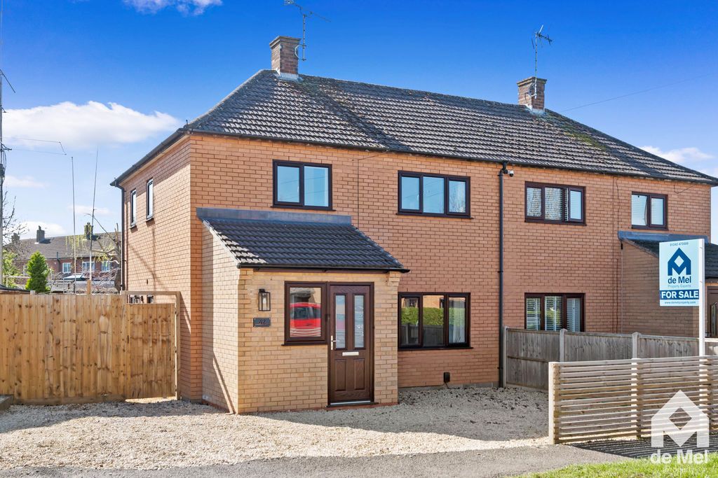 Property photo 1 of 12 Photo 12