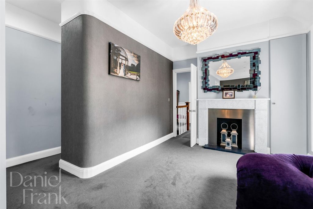 Additional image 30 of 5 bed detached house for saleThe Uplands, Loughton IG10