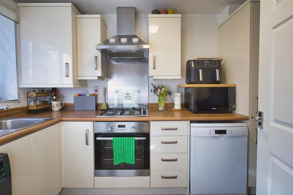 Property photo 2 of 11 Ae1A3567.Jpg