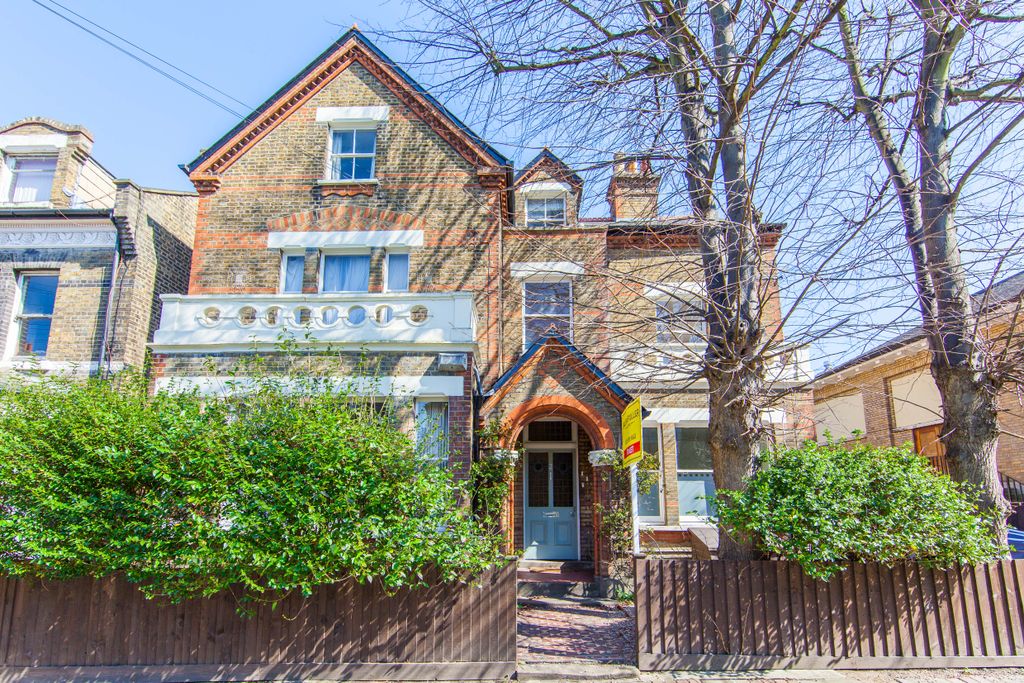 Property photo 1 of 1