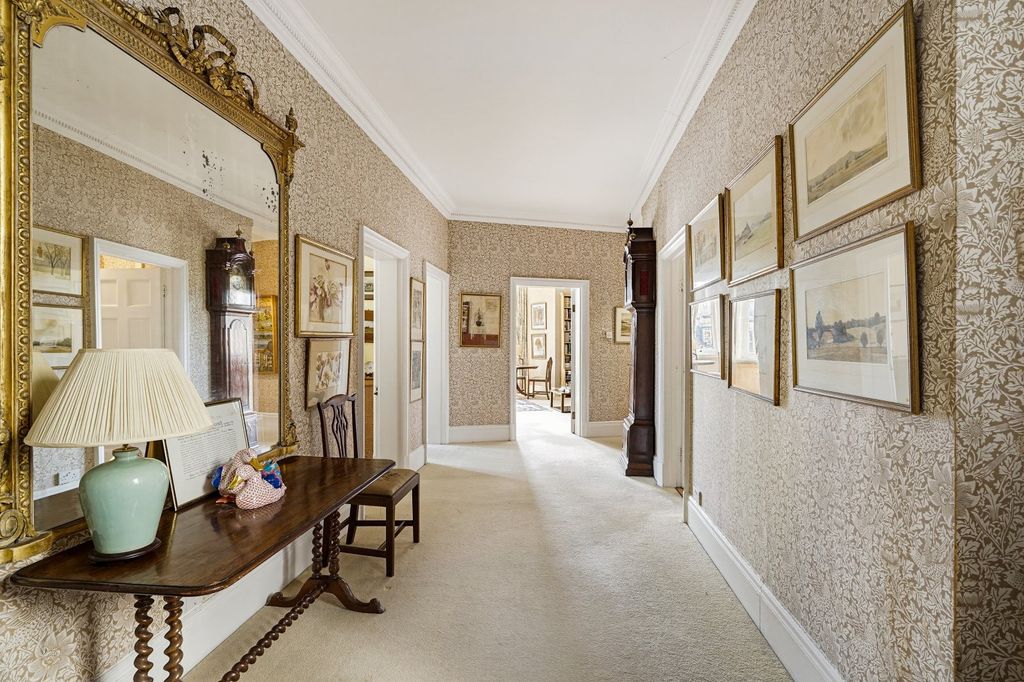 Property photo 3 of 22 Hallway