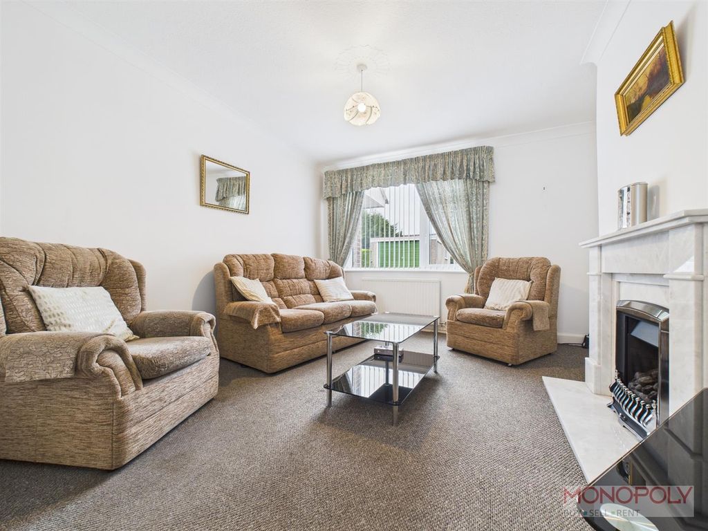 Property photo 2 of 26 Cam01943G0-Pr0563-Still005.Jpg