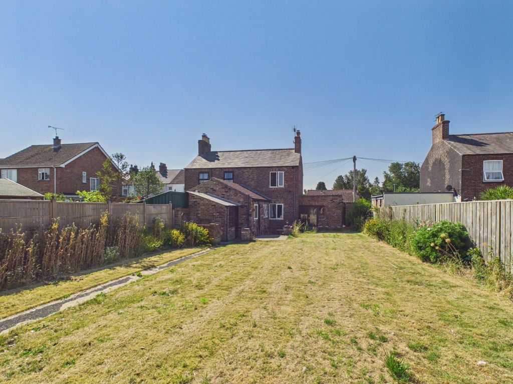 Property photo 2 of 22 5260144