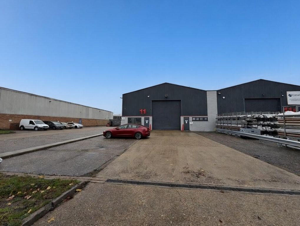 Property photo 2 of 10 Photo 13