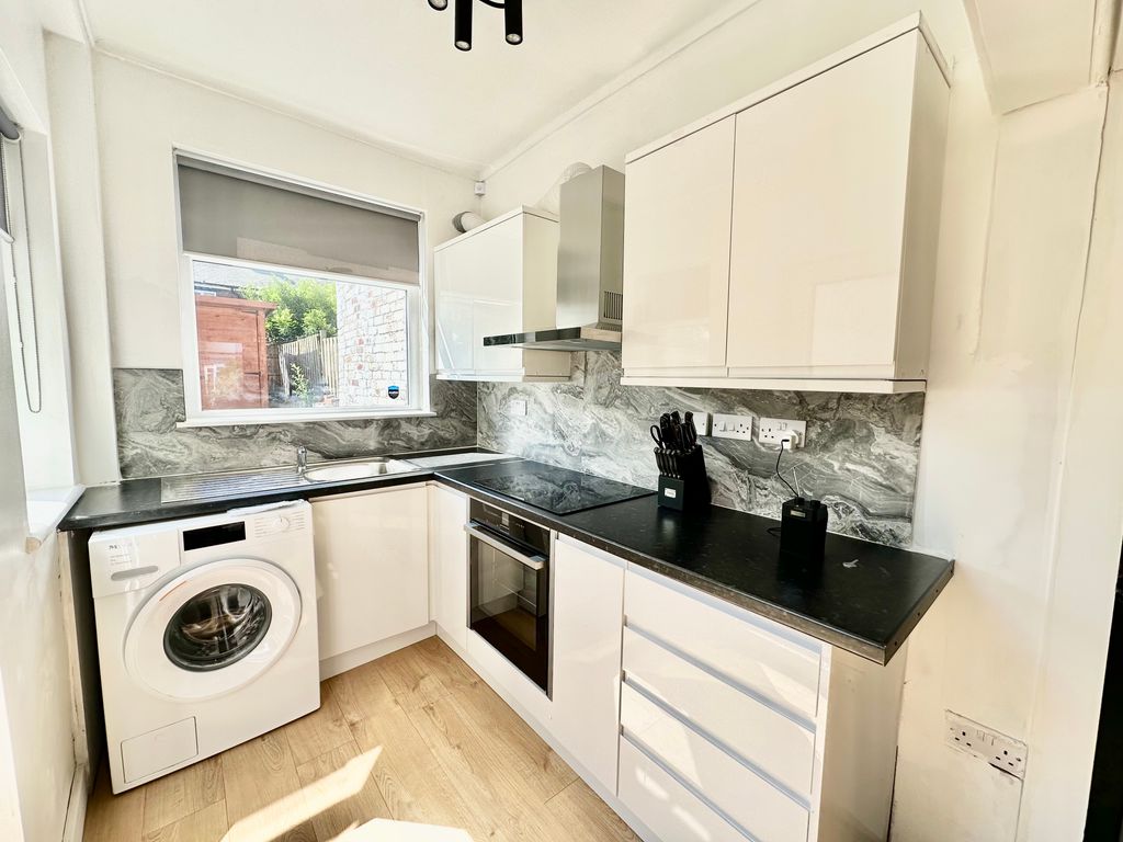 Property photo 3 of 17 Img_6565