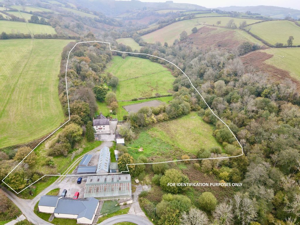 Property photo 3 of 56