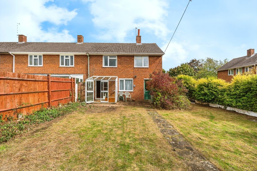 Property photo 2 of 17 Photo