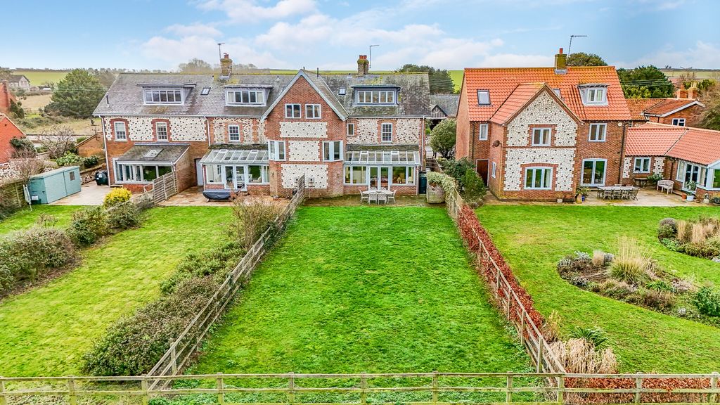 Property photo 2 of 44 4734133