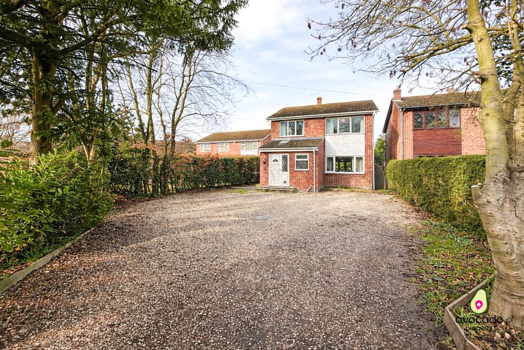 Property photo 2 of 18 4948872