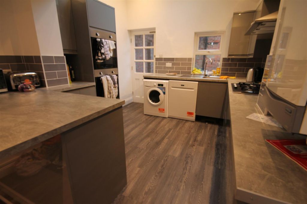 Property photo 3 of 13 3.Jpg