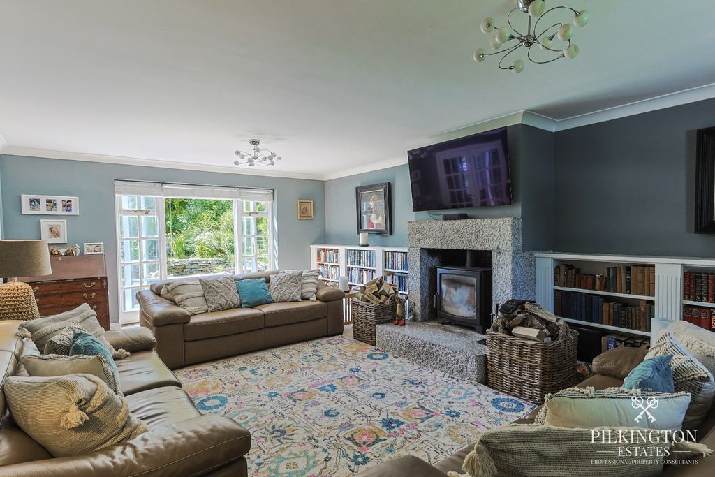 Additional image 5 of 6 bed detached house for saleTreween, Launceston, Cornwall PL15