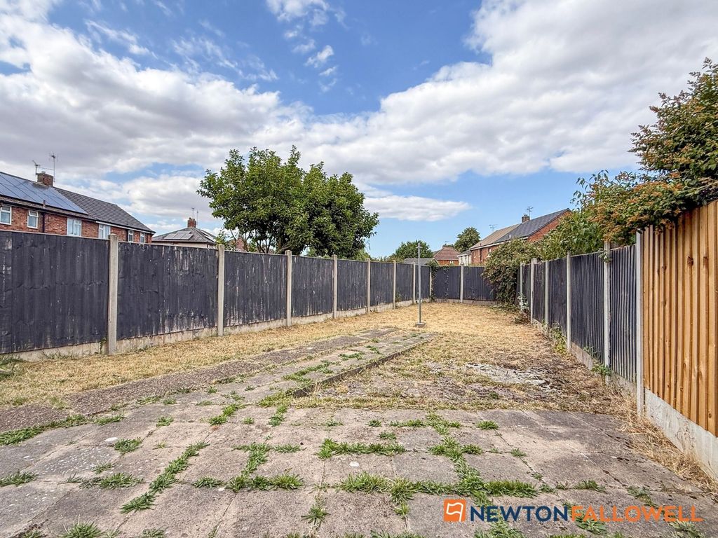 Property photo 3 of 16 Rear Garden 1