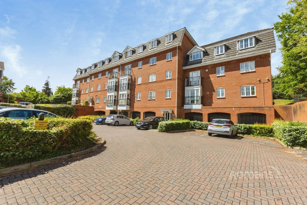Property photo 1 of 11 Pbox-Img.Jpg
