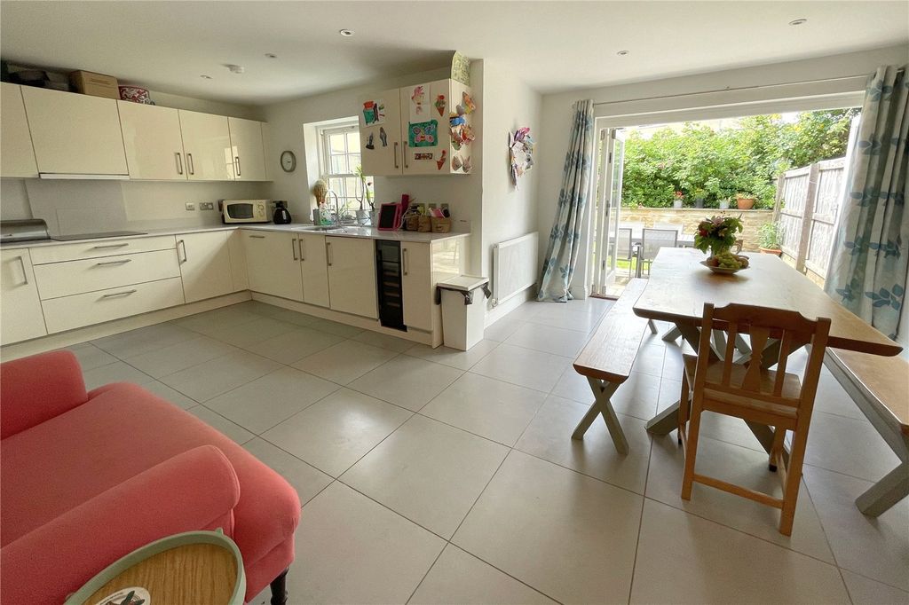 Property photo 2 of 17 Kitchen Diner