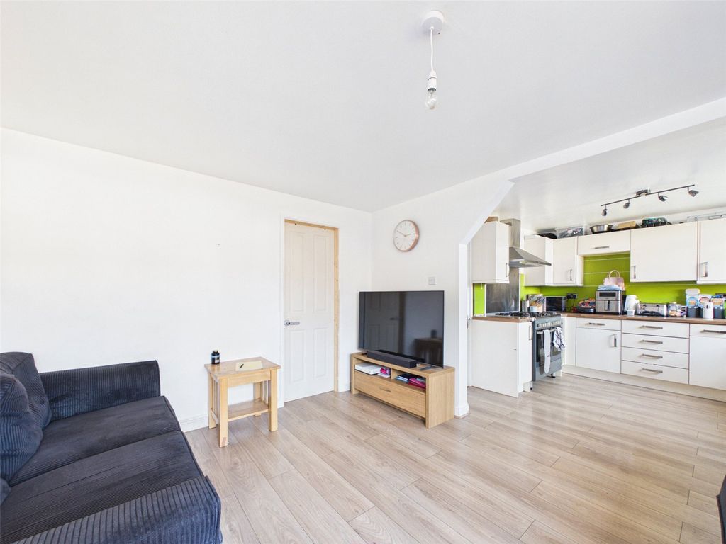 Property photo 2 of 14 Picture No. 08