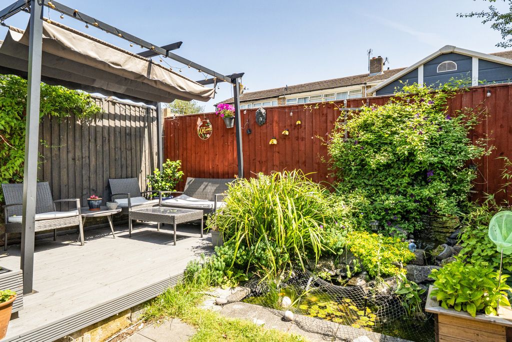 Property photo 3 of 21 1481553-11-6A392d...