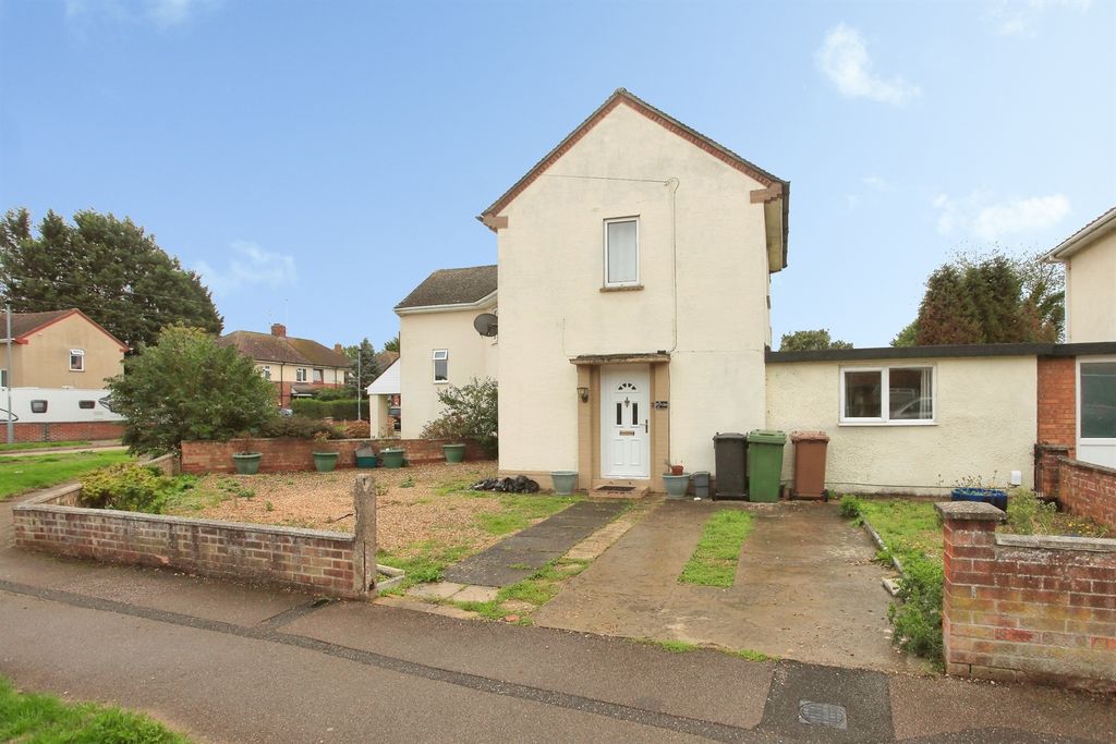 Property photo 2 of 13