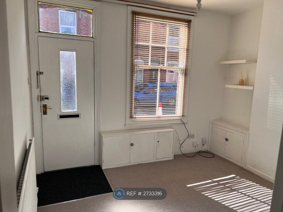 Property photo 3 of 9