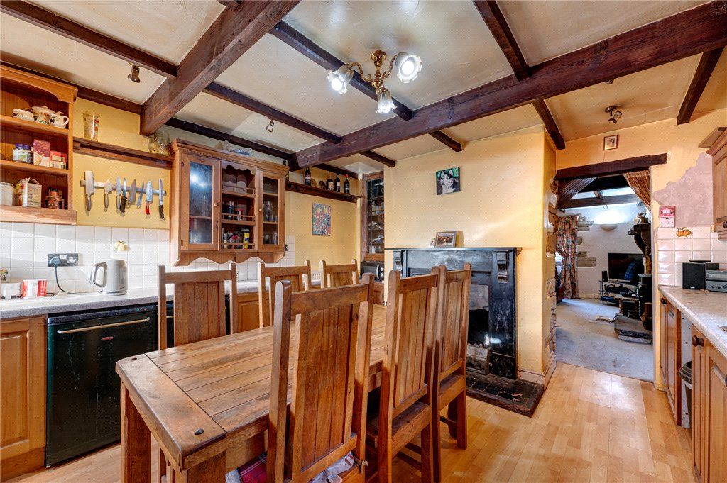 Property photo 3 of 23 Kitchen