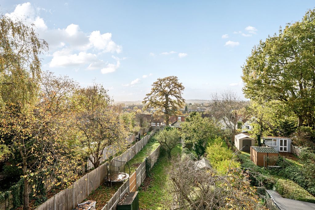 Property photo 3 of 13 Views