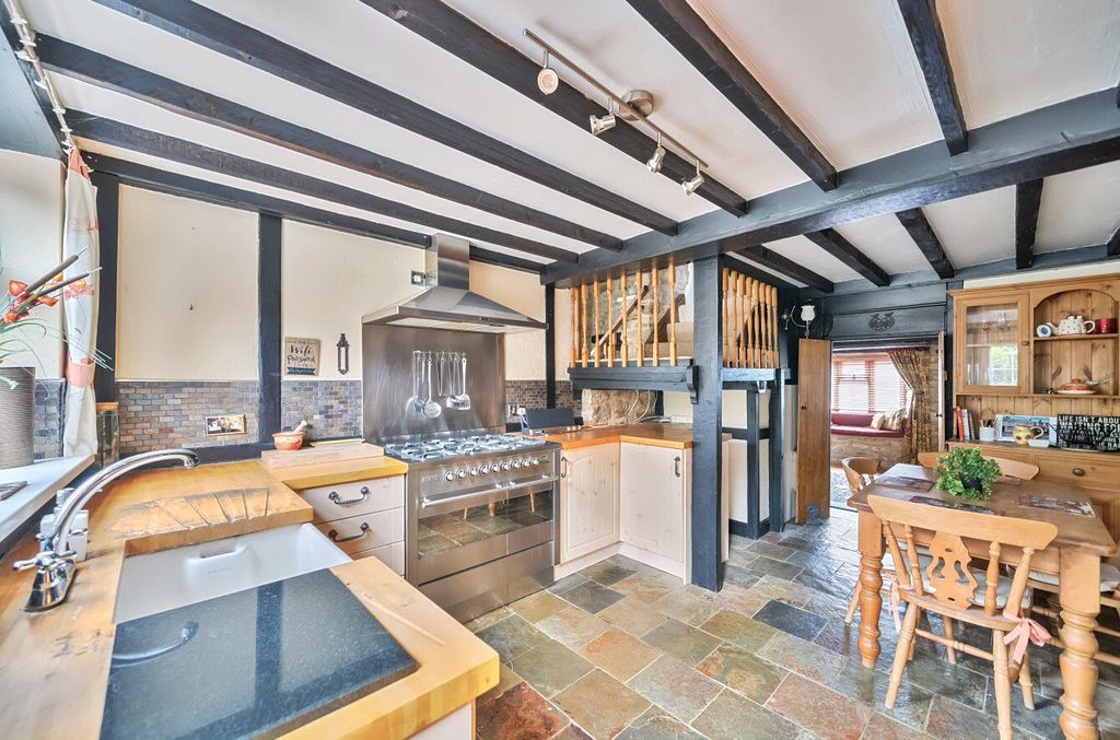 Property photo 1 of 12 Picture No. 05