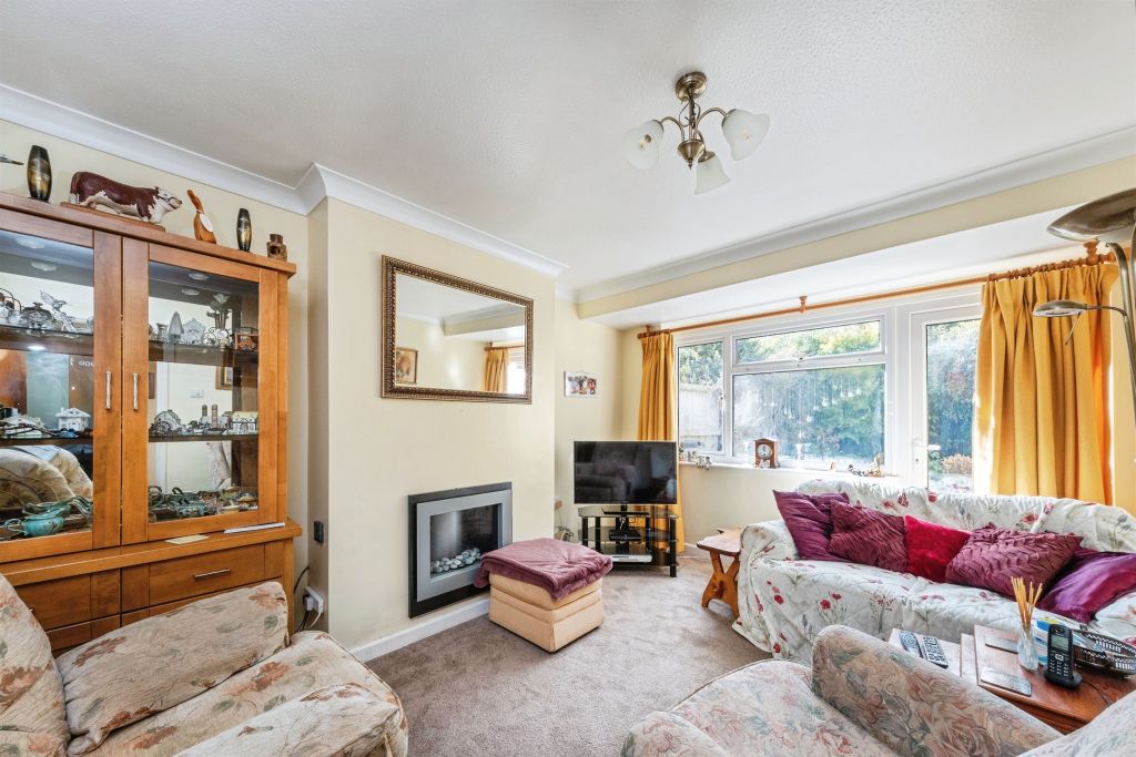 Property photo 3 of 17