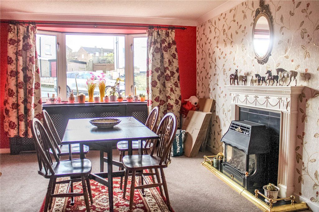 Property photo 3 of 15 Dining Room