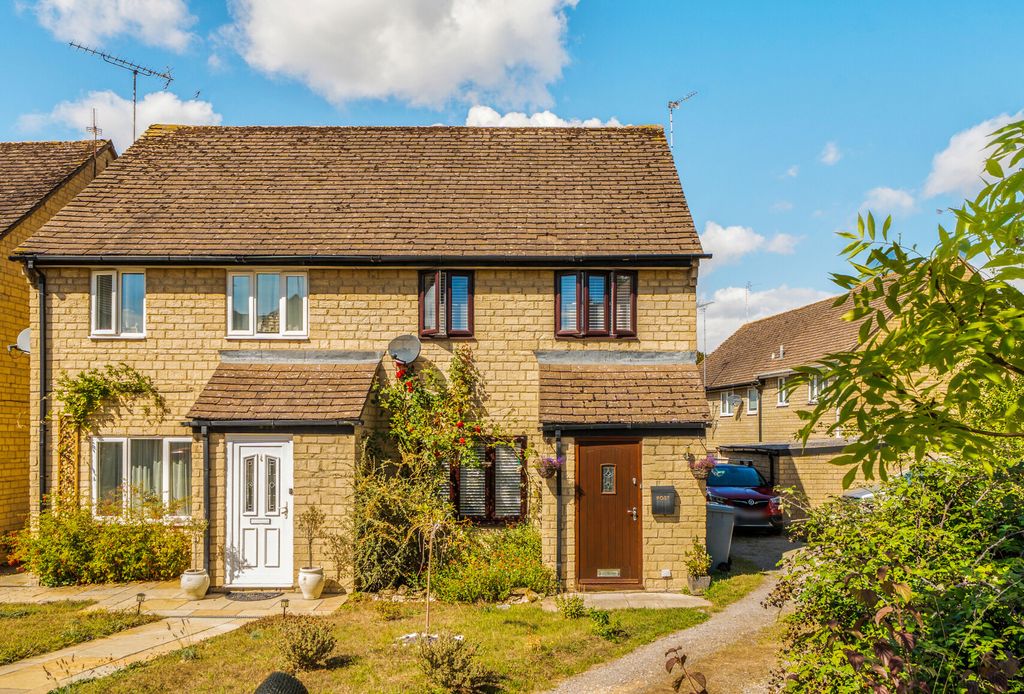 Property photo 1 of 19 1-6A96Fcb90F2F8-1...