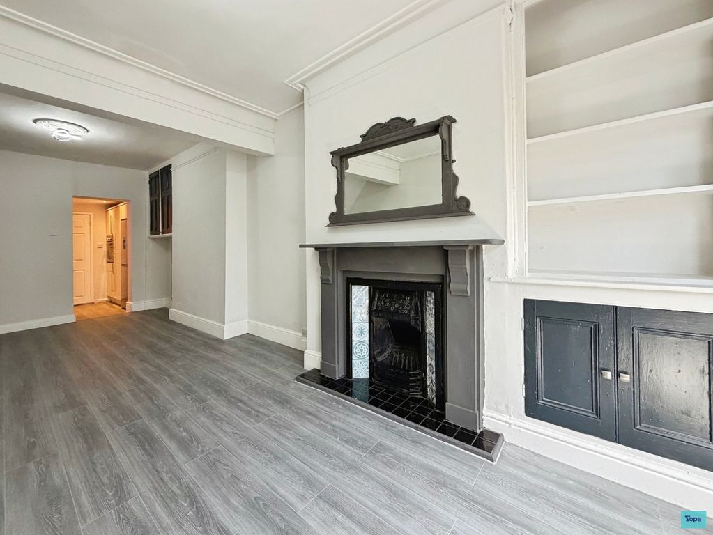 Property photo 3 of 13 3