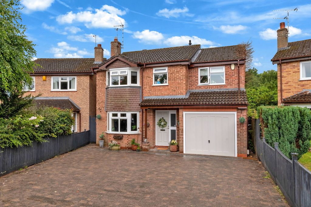 Property photo 1 of 33