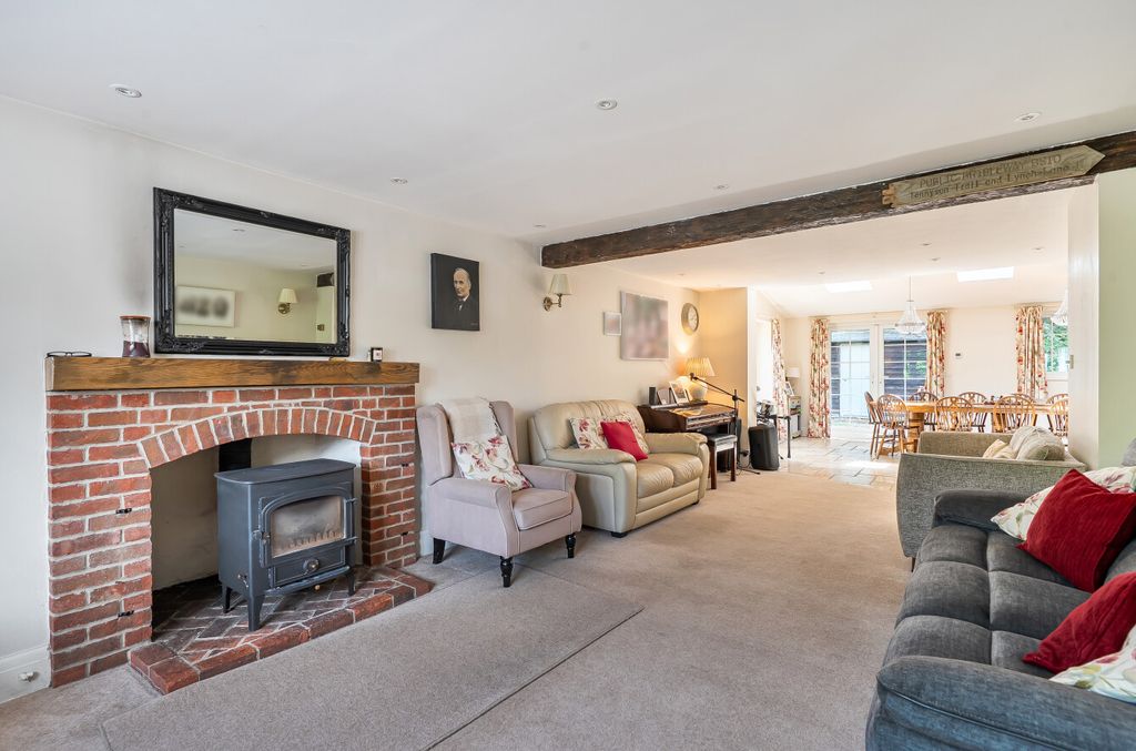 Property photo 2 of 12 1486517-20-6A4ba6...