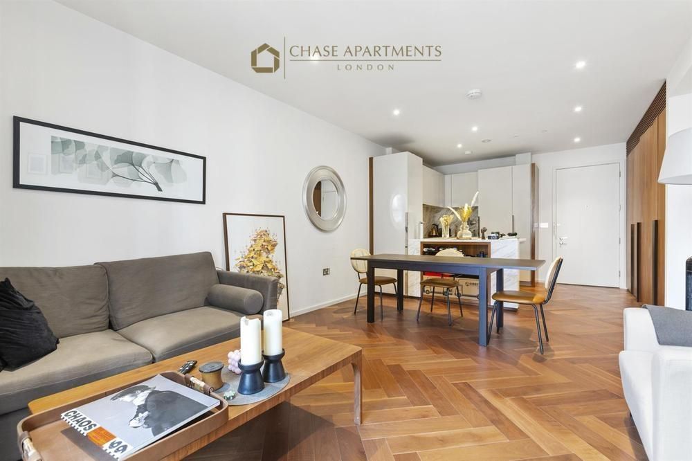 Property photo 2 of 18 Ambassador Building, New Union Square London, Sw11