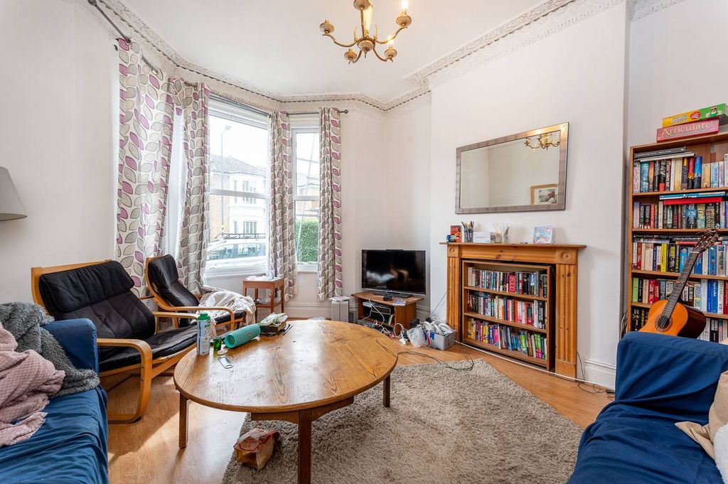 Property photo 1 of 9