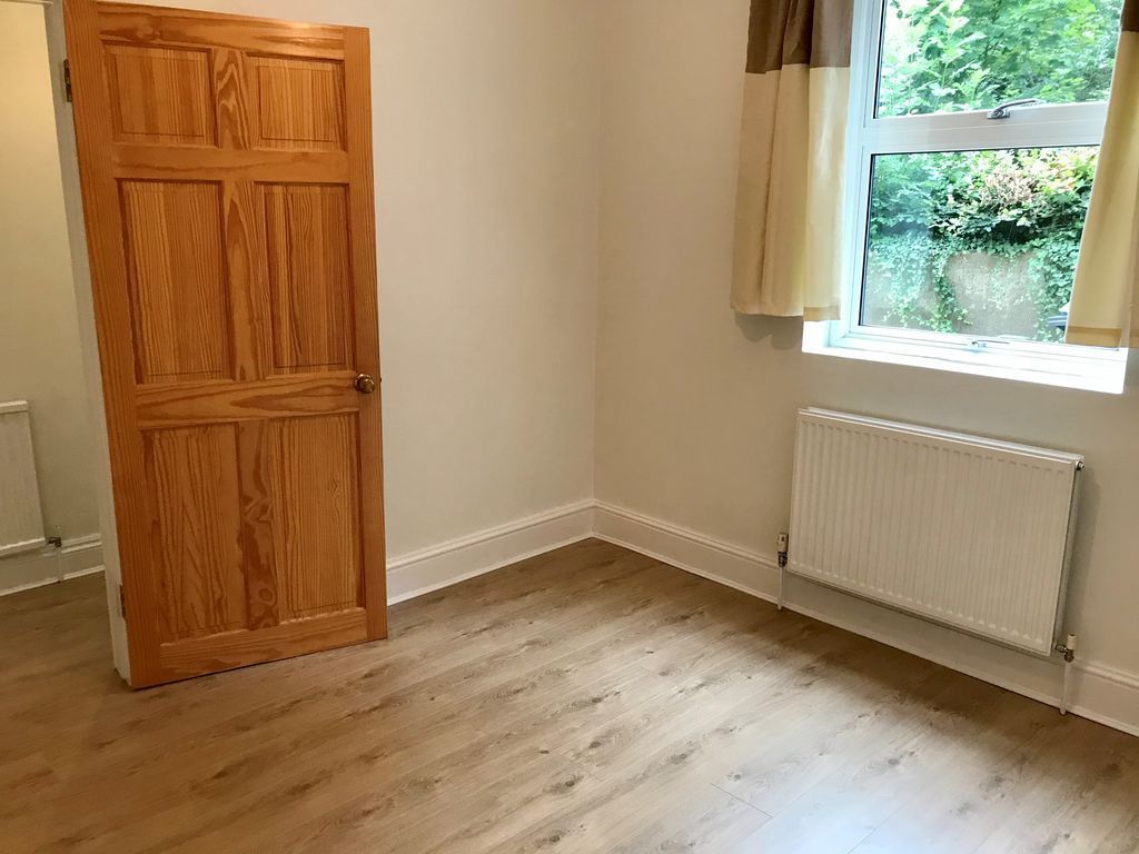 Property photo 2 of 12 Photo 5