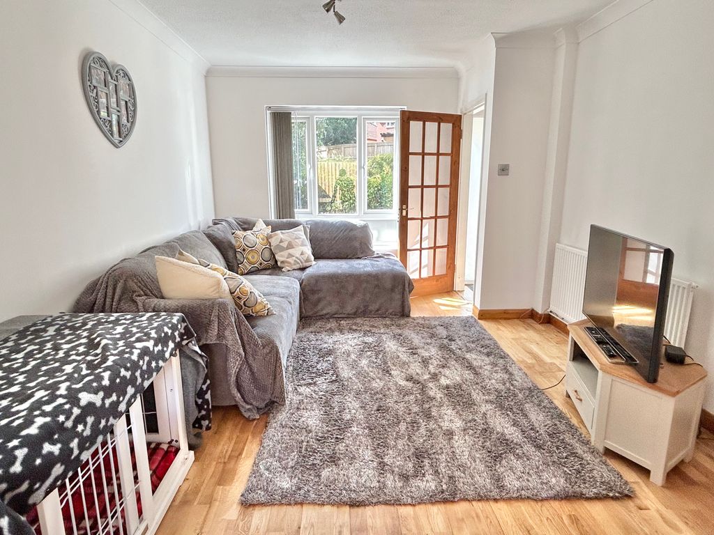Property photo 2 of 13